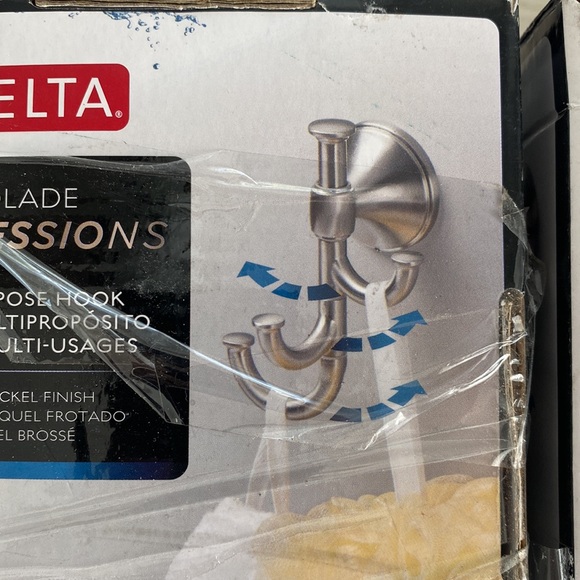 NWT Delta multi purpose hook - brushed nickel (Accolade / Progressions) - Picture 2 of 5